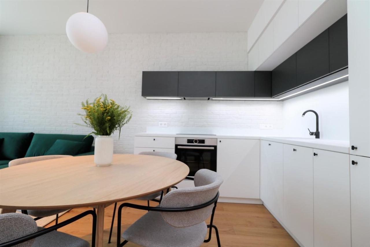 Sky Park New 1-Bedroom Apartment Bratislava Exteriér fotografie